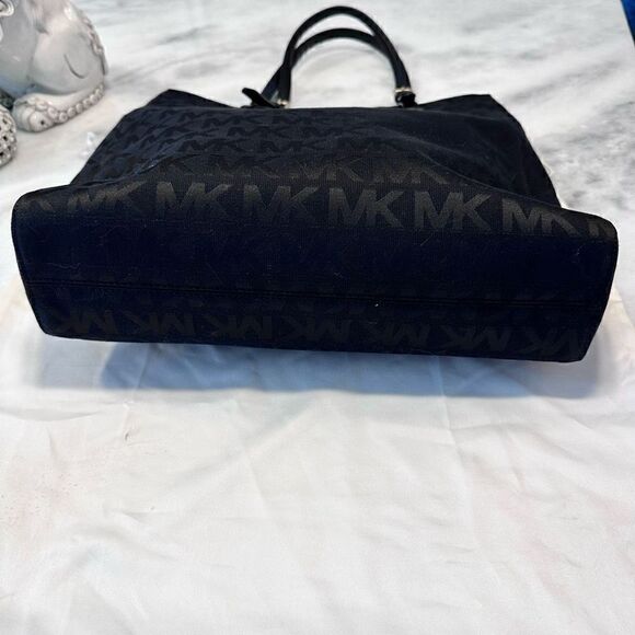Michael Kors Canvas Logo Tote Bag Adjustable Strap Black Large Excellent Conditi - Picture 4 of 5
